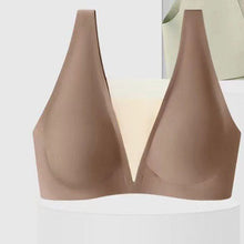 Load image into Gallery viewer, Alluring Comfort Side Support Deep Plunge Wireless Bra
